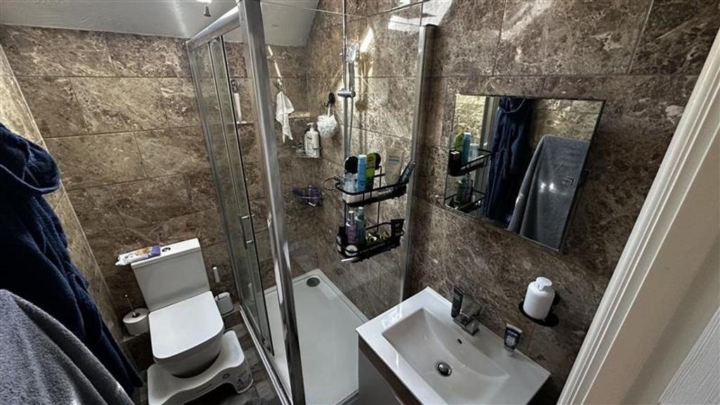 Master En-suite