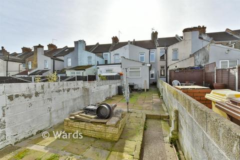 3 bedroom terraced house for sale, Windsor Road, Gillingham ME7