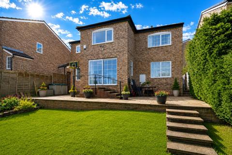 4 bedroom detached house for sale, Hayfield Close, Shipley BD17