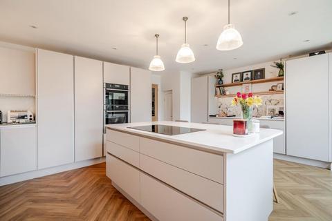 undefined, Youens Drive,  Thame,  Oxfordshire,  OX9