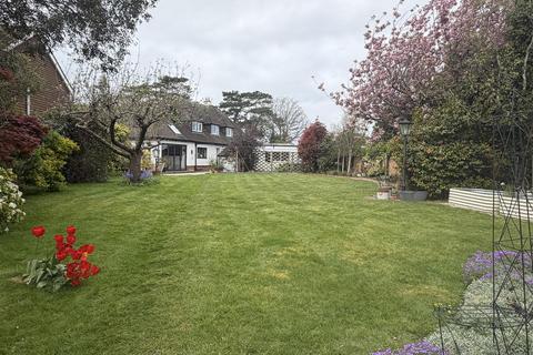 4 bedroom detached house for sale, Old Street, Fareham PO14