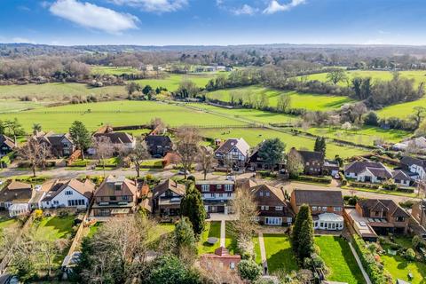 6 bedroom detached house for sale, Cunningham Road, Banstead
