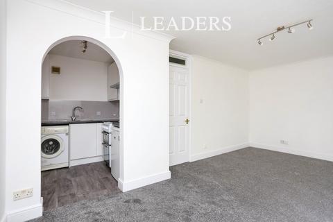 Studio to rent, Pincott Place, London, SE4