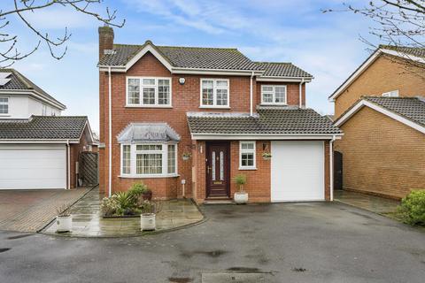 4 bedroom detached house for sale, Shearwater Drive, Bicester, OX26