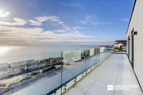 undefined, Grand Parade, Leigh-on-Sea, SS9