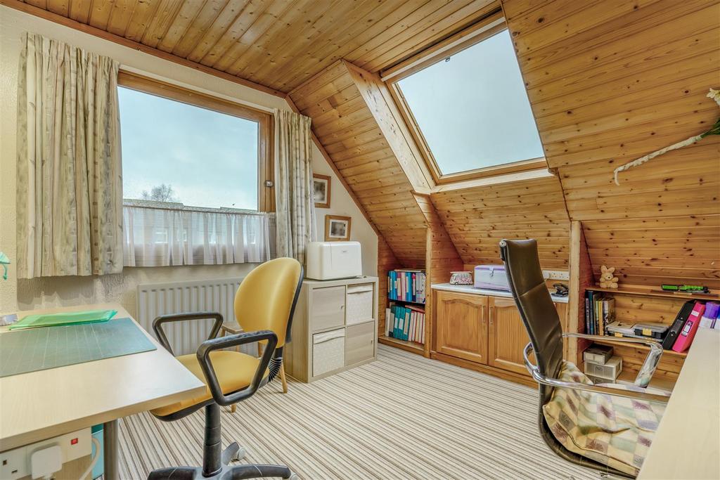 8679027-interior21.jpg