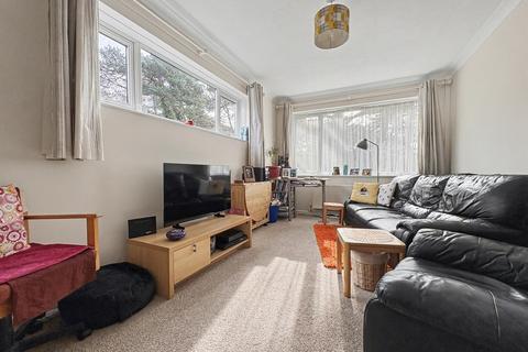 1 bedroom flat for sale, Broadstone