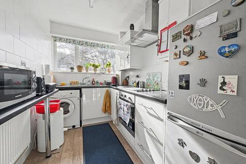 1 bedroom flat for sale, Broadstone