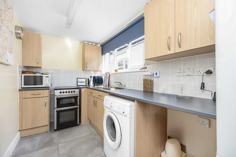 1 bedroom flat to rent, Philpot Square, London, SW6