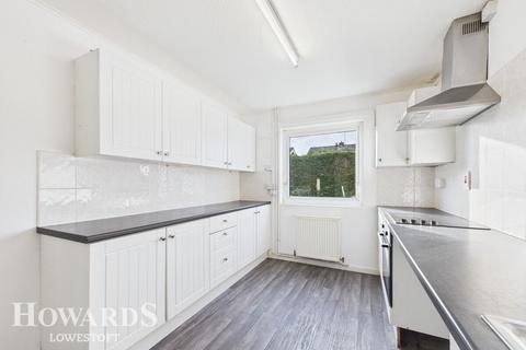 2 bedroom detached bungalow for sale, Cranesbill Road, Pakefield