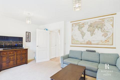 undefined, Diamond Jubilee Way, Carshalton, SM5