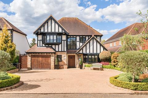 The Glen, Farnborough Park, Orpington, Kent, BR6