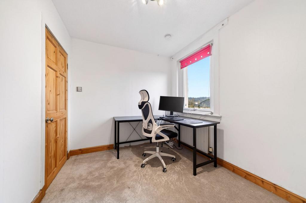 Bedroom / Office