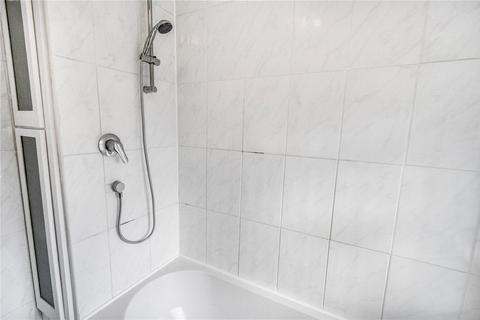 3 bedroom terraced house to rent, Wootton Bassett Road, Wiltshire SN1