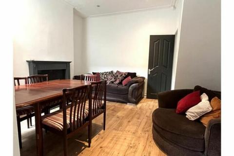 undefined, Edinburgh Road, Liverpool, L7