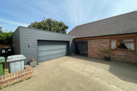 5 bedroom detached bungalow for sale, Sparrow Hall Bungalow, Blofield, Norwich, Norfolk NR13 4LH