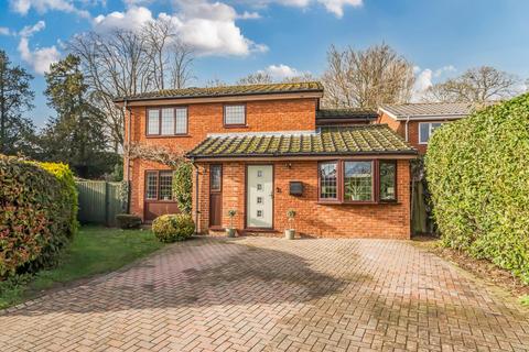undefined, Cedarwood Crescent, Reading RG4