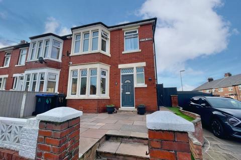 undefined, Dutton Road, Blackpool FY3