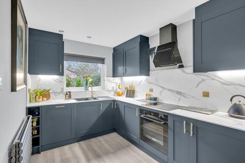 undefined, Cromlix Close, Chislehurst BR7