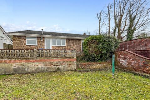3 bedroom bungalow for sale, Kearsley Drive, Worthing, West Sussex