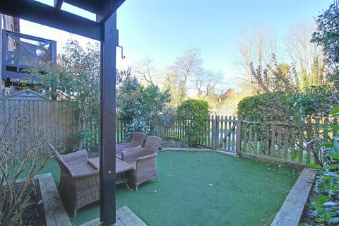 undefined, Brook Lane, Berkhamsted