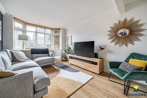 undefined, Waltham Avenue, Surrey GU2