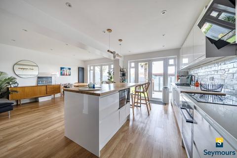 undefined, Waltham Avenue, Surrey GU2