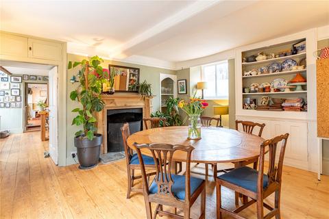 undefined, The Broadway, Lambourn, Hungerford, Berkshire, RG17
