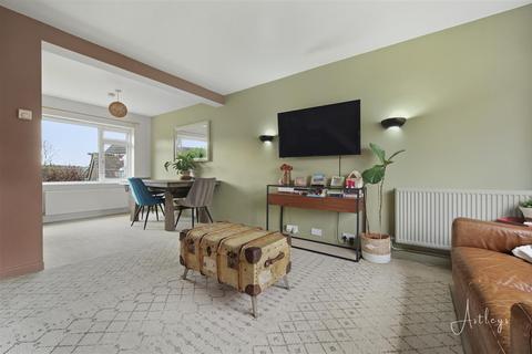 3 bedroom semi-detached house for sale, Broadmead, Killay, Swansea