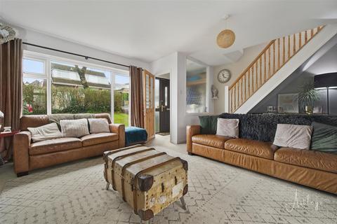 3 bedroom semi-detached house for sale, Broadmead, Killay, Swansea