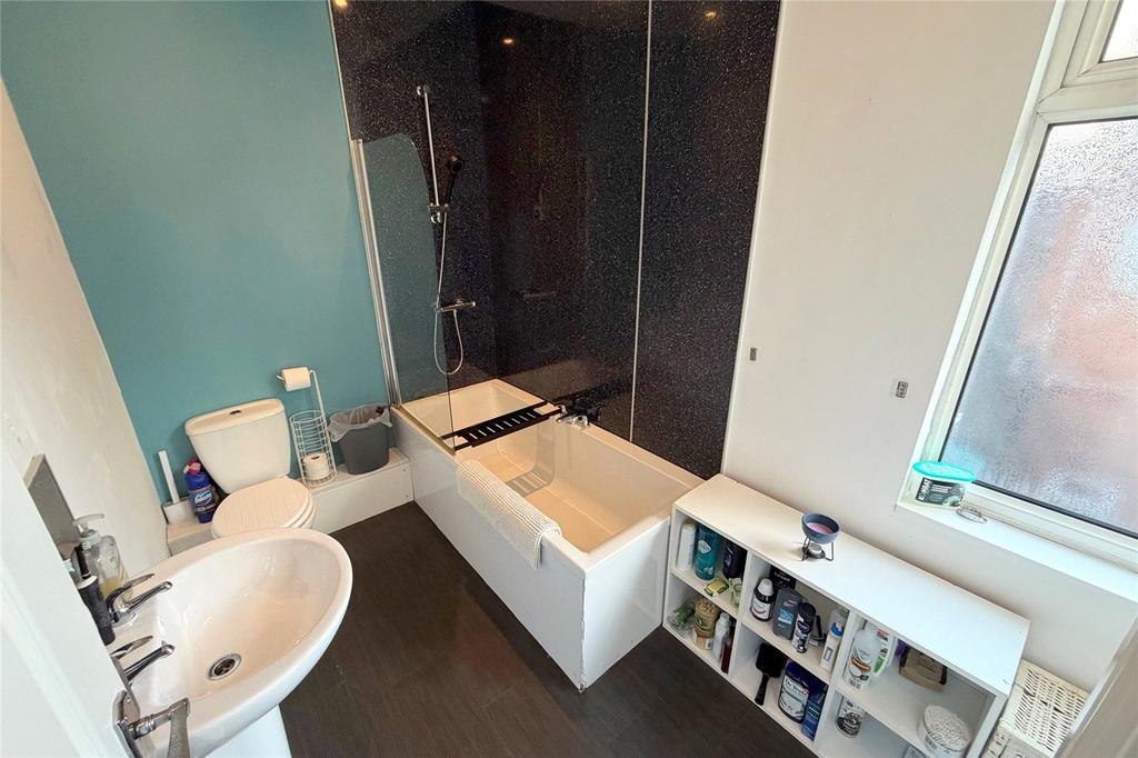 Bathroom/Wc