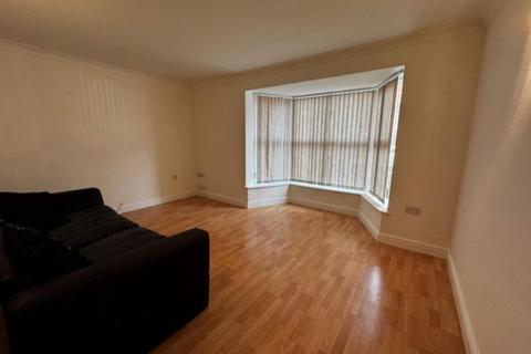 2 bedroom flat to rent, 36A Oakwood Road Brynmill Swansea