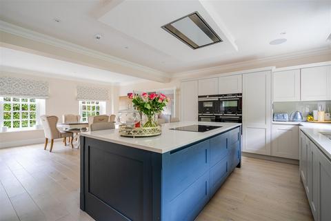 4 bedroom detached house for sale, Springfield Road, Camberley