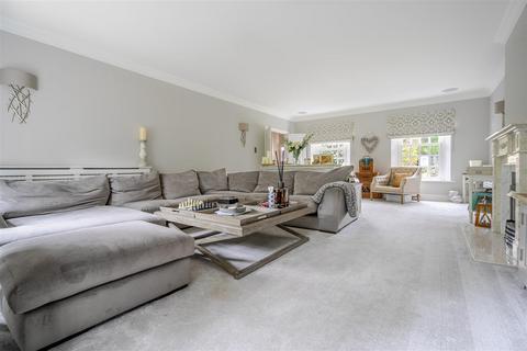 4 bedroom detached house for sale, Springfield Road, Camberley