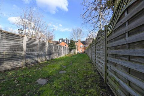 2 bedroom house for sale, Stanley Road, Berkshire RG40