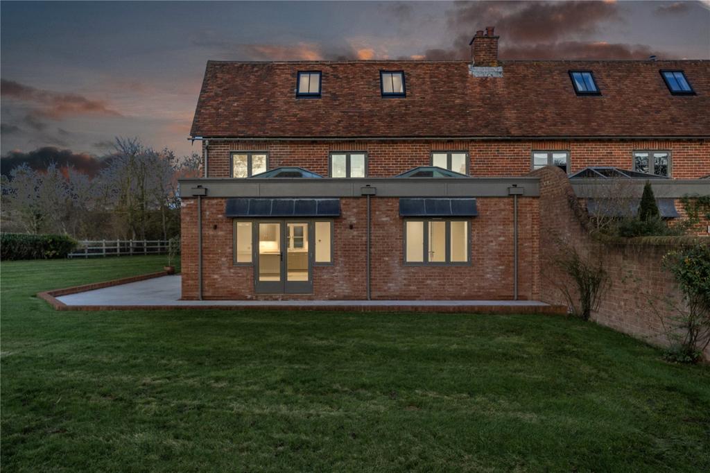 Twilight Rear Aspect