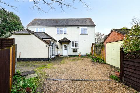 undefined, Cedar Road, Hampshire GU14