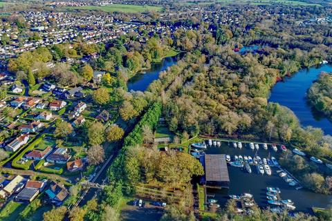 5 bedroom detached house for sale, Laurel Drive, Brundall, Norwich