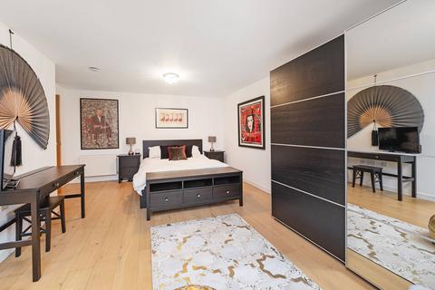 2 bedroom flat for sale, Batemans Row, Shoreditch, London, EC2A