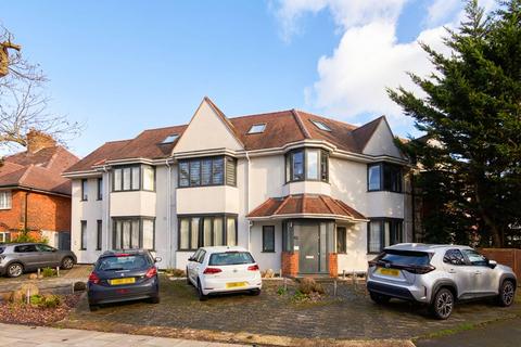 2 bedroom flat for sale, Woodstock Road, Golders Green, LONDON, NW11