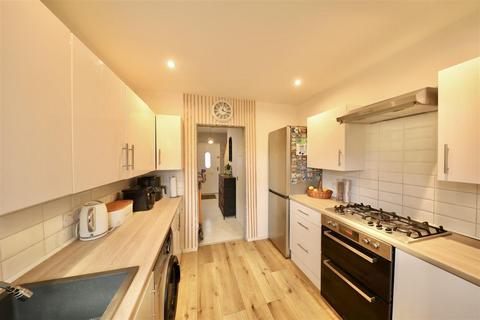 2 bedroom terraced house for sale, Dodswell Grove, Hull