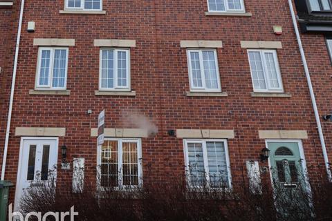 4 bedroom terraced house to rent - New Forest Way, Leeds