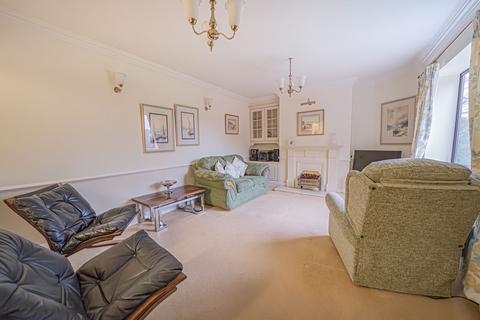 2 bedroom flat for sale, Bushell Drive, Beech Court Bushell Drive, B91