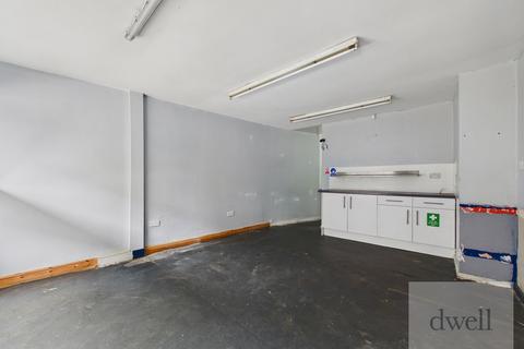 undefined, Town Street, Yeadon, Leeds, West Yorkshire, LS19 7EQ