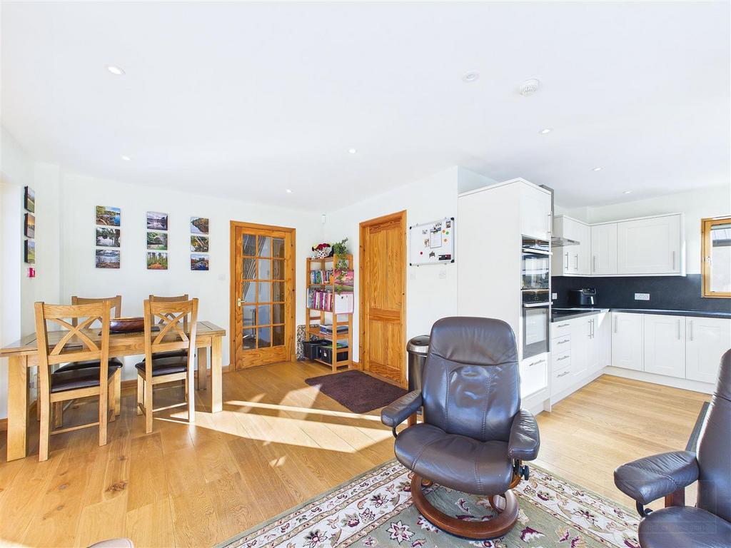 Dining & Family Area