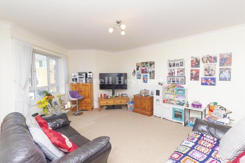 2 bedroom flat for sale, Grosvenor Apartments, Morecambe LA3