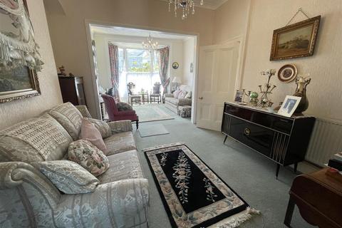 3 bedroom semi-detached house for sale, Glenalla Road, Llanelli