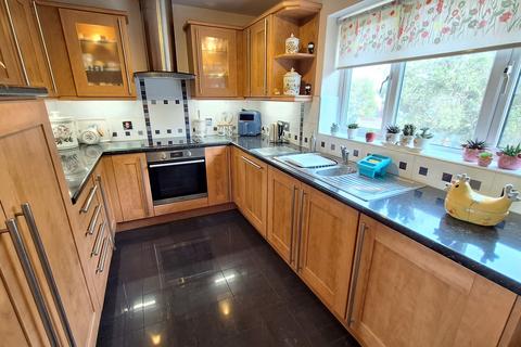 2 bedroom flat for sale, Hilditch Way, Nuneaton, CV11
