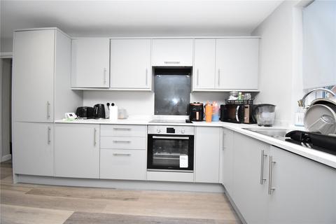 undefined, Queens Road, Newbury, RG14