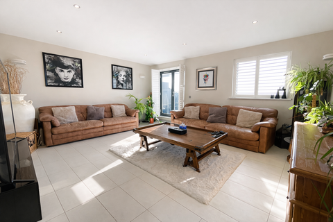 undefined, 41 Grand Parade, Leigh-on-Sea SS9